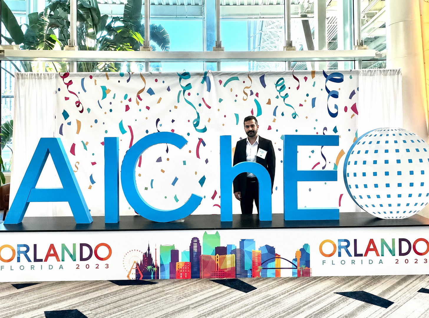 Mehran Arzani at the 2023 AIChE Annual Meeting in Orlando, Florida